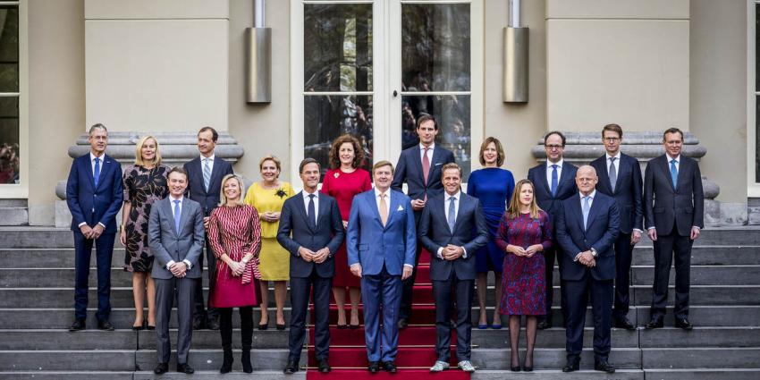 Ministers En Staatssecretarissen Kabinet Rutte III Beëdigd | Blik Op Nieuws