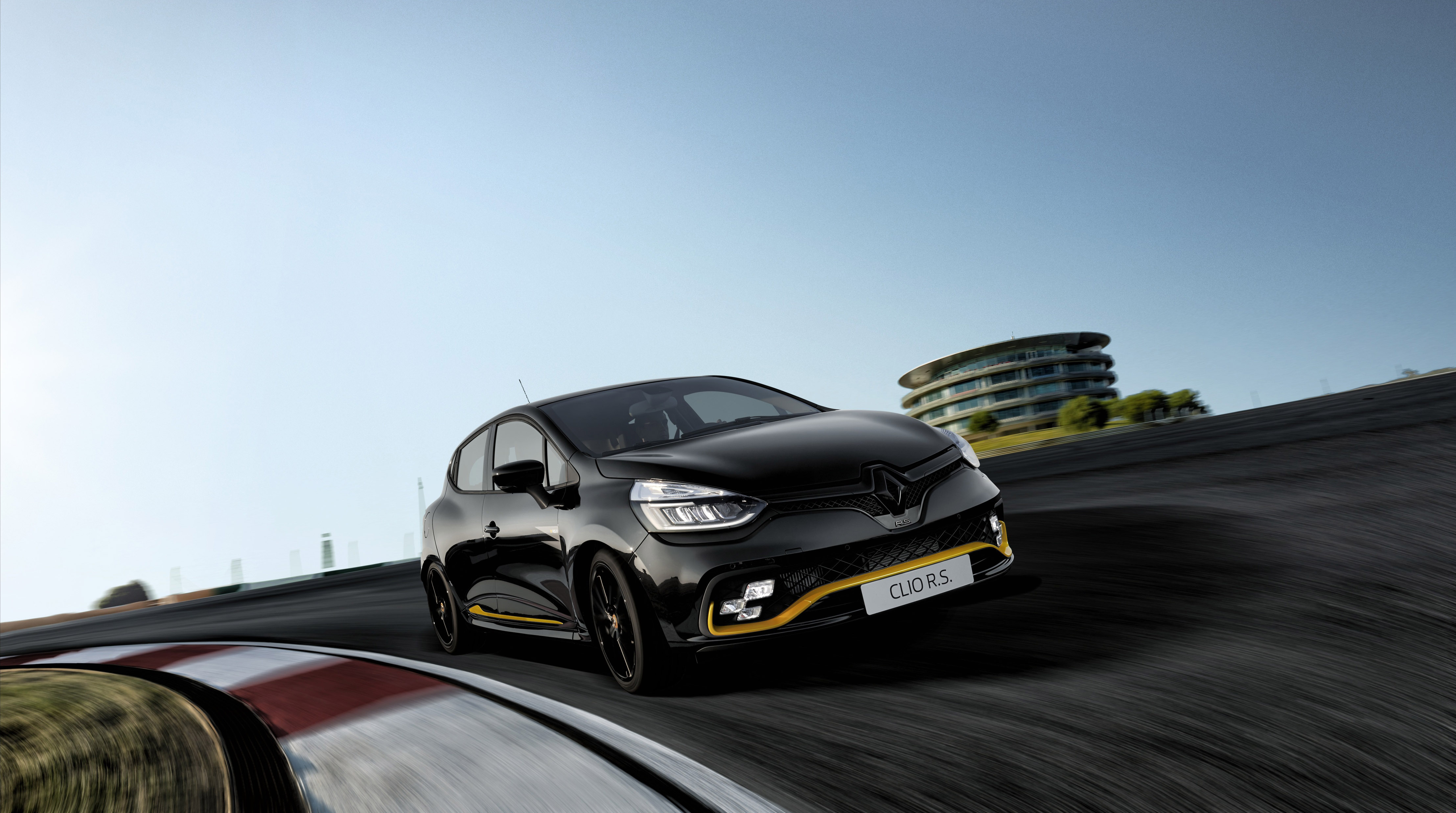 Gelimiteerde Renault Clio R.S. 220 EDC