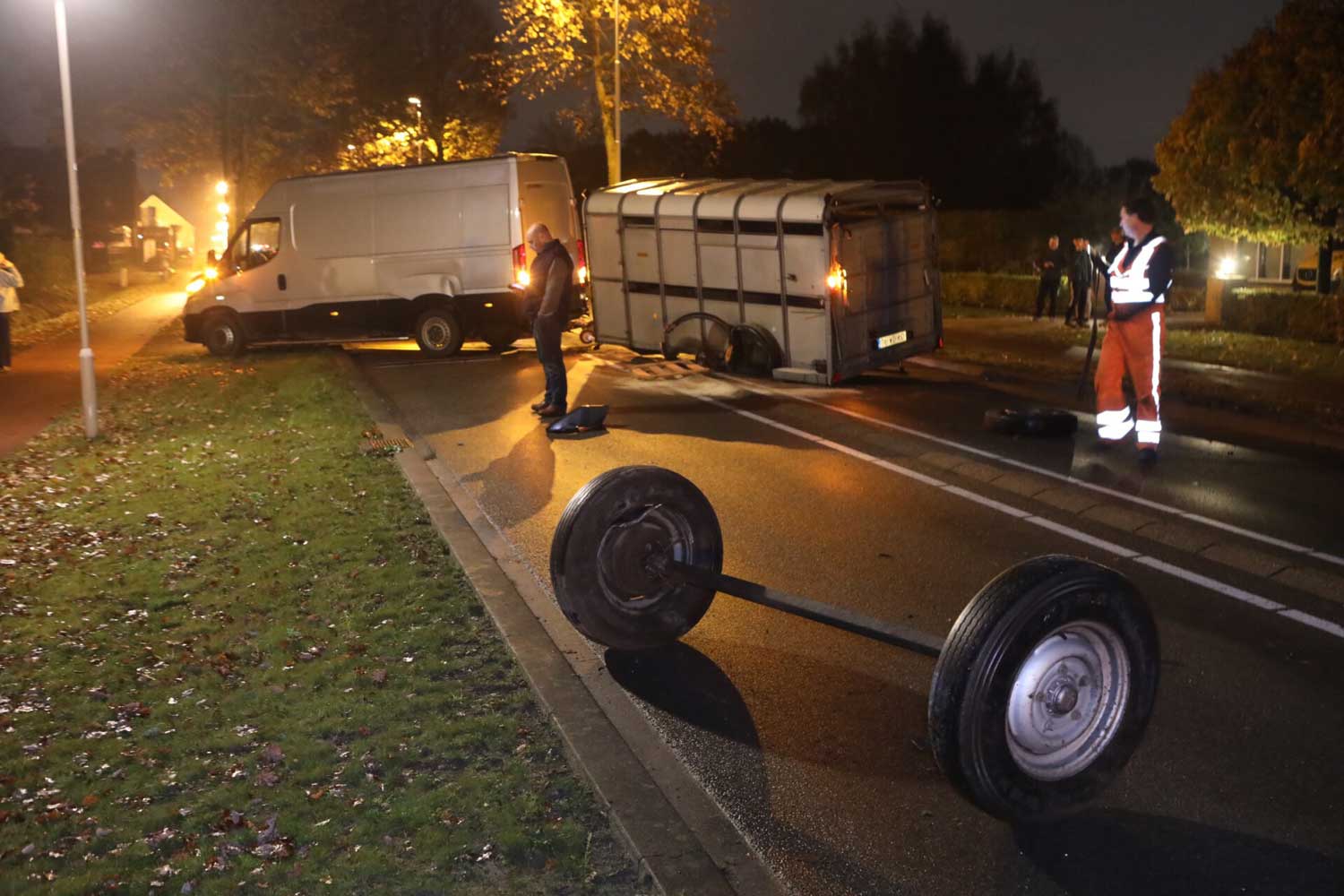 aanhanger-achteras-aanrijding