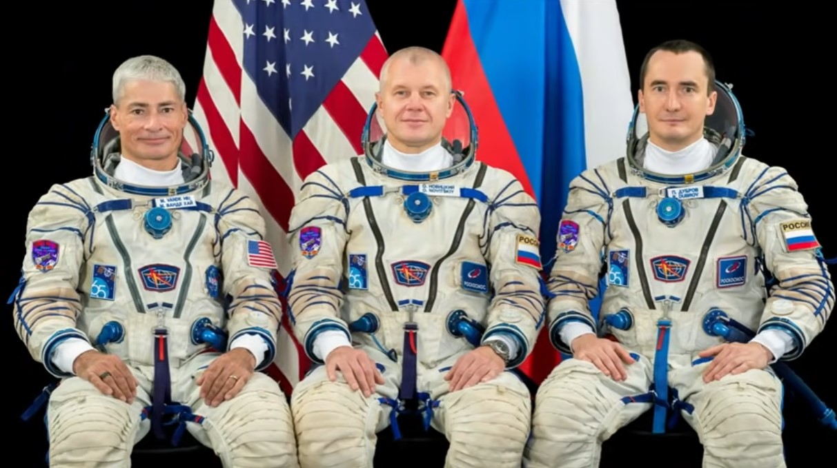 ''Ook oorlog in de ruimte'' Rusland dreigt Amerikaanse astronaut achter te laten in ruimtestation ISS