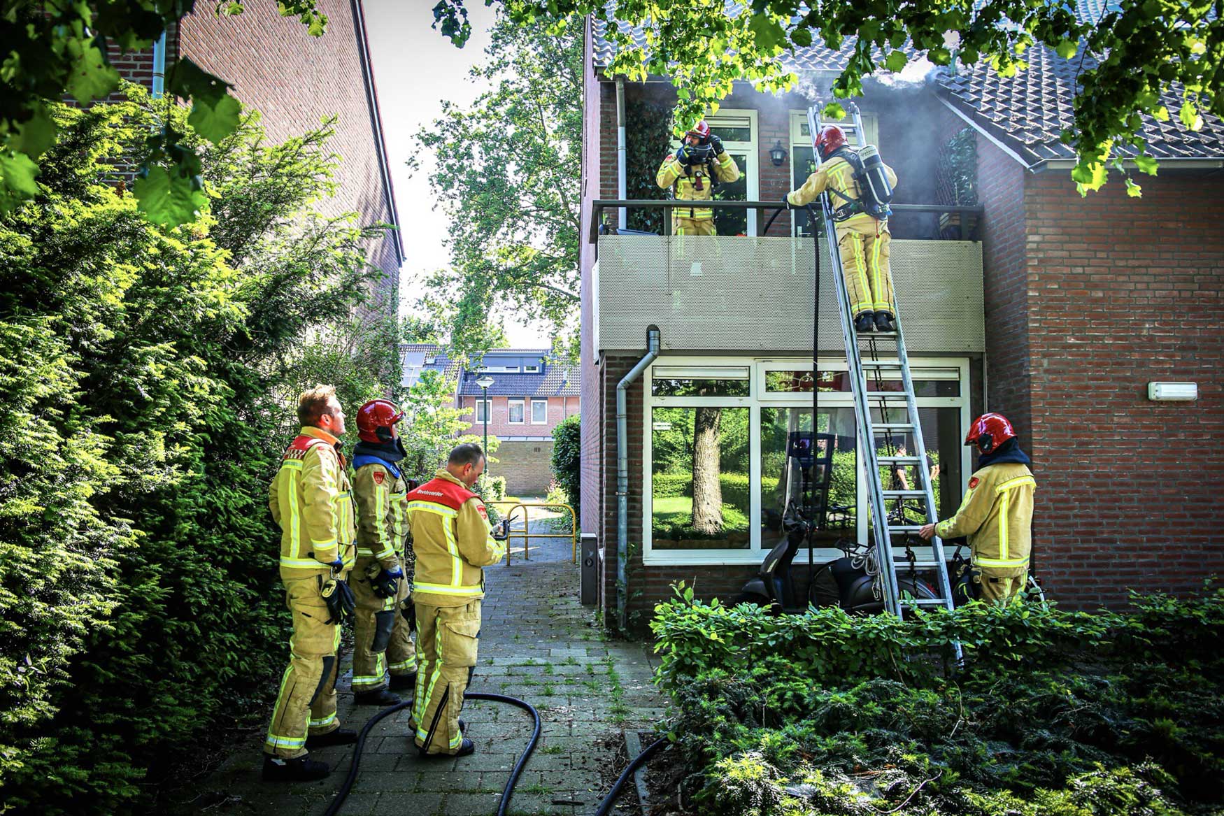 brandweer-balkon-barbecue