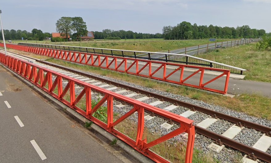 Dode en gewonde vrouw aangetroffen onder brug in Haaksbergen