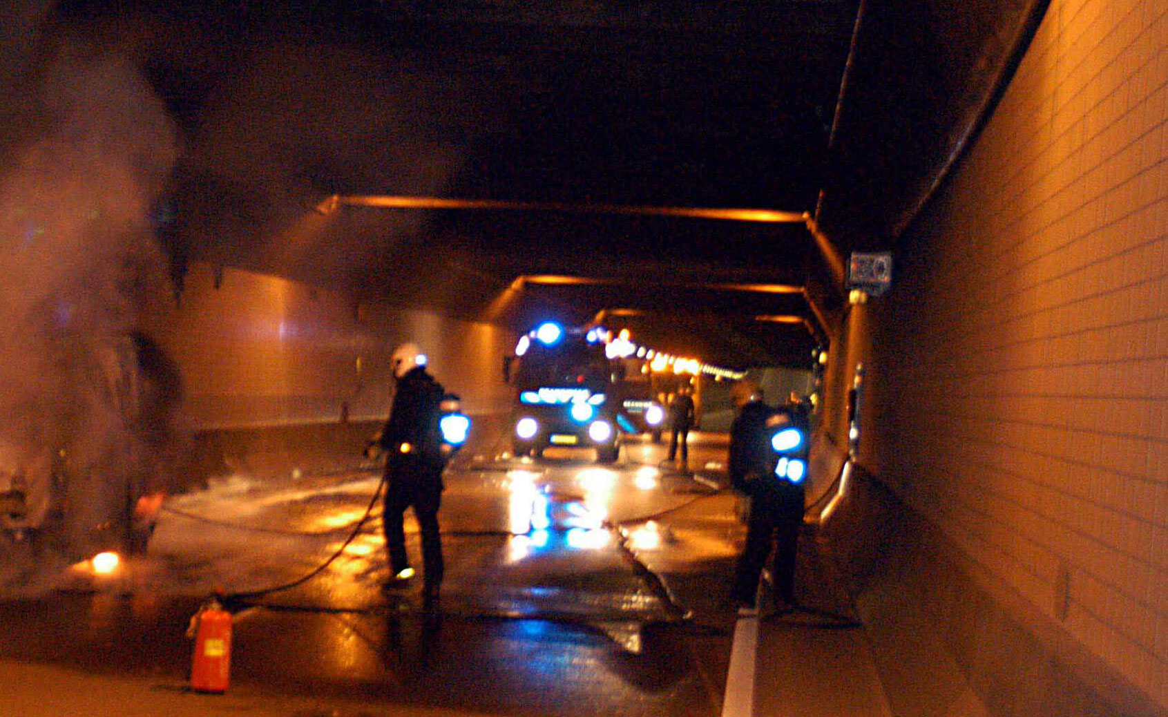 Verkeerschaos op A10 West Amsterdam door incidenten in Coentunnel