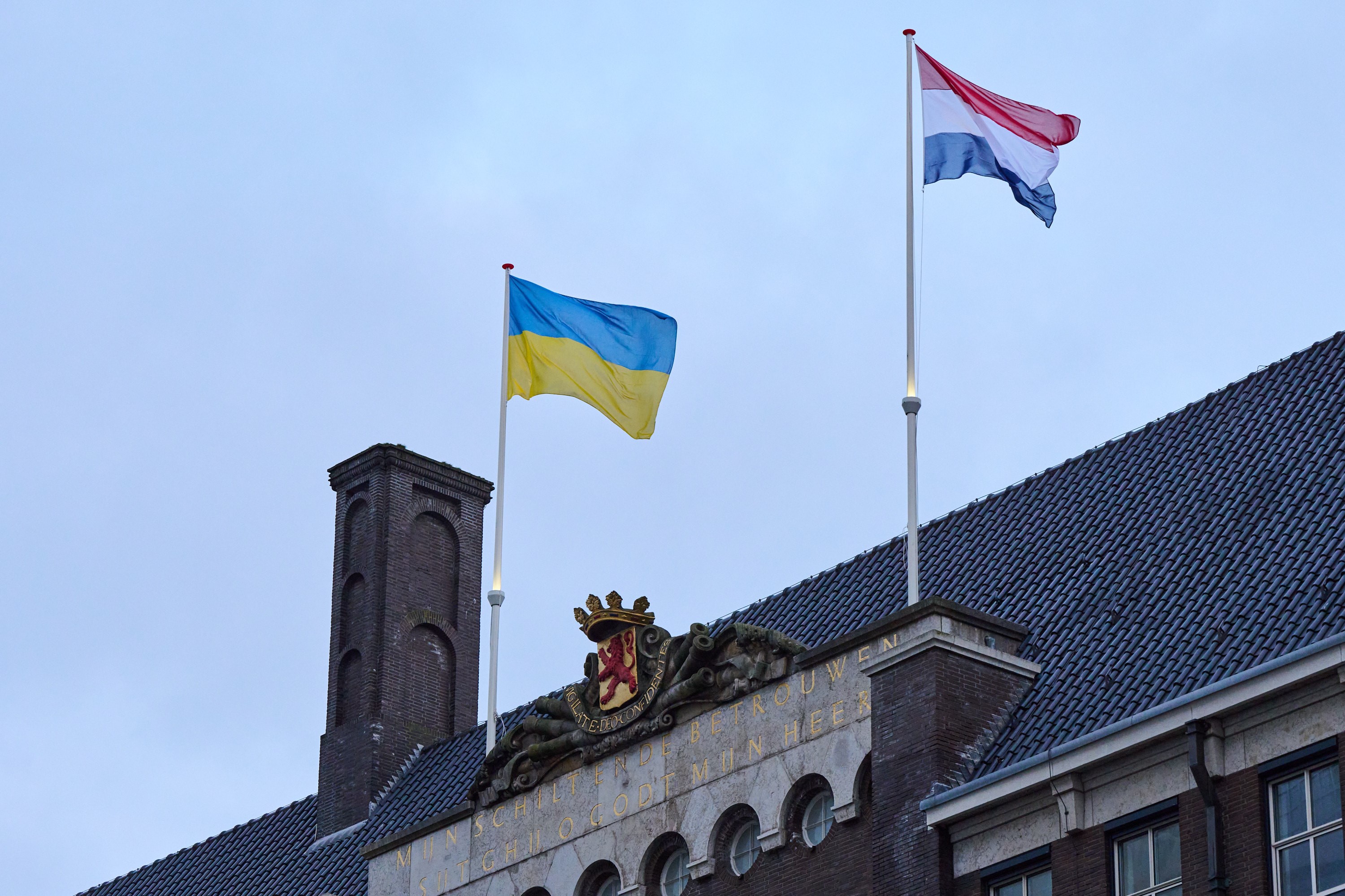 Vlag Oekraïne op dak