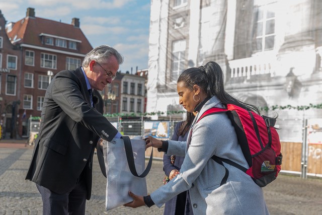 Tasje doek gemeentehuis