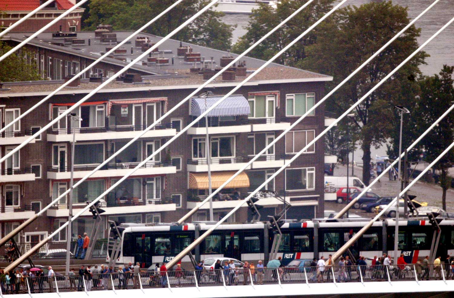 erasumusbrug-ret-tram