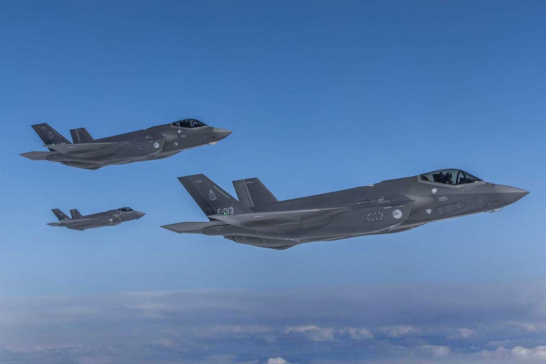 f-35-vliegend