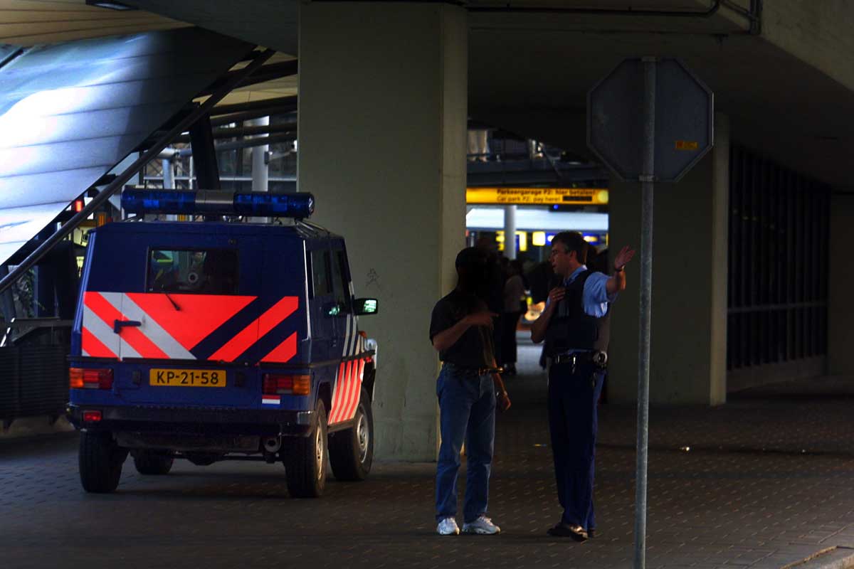 Aangehouden Pool Schiphol zei tegen KMar dat hij terrorist was 