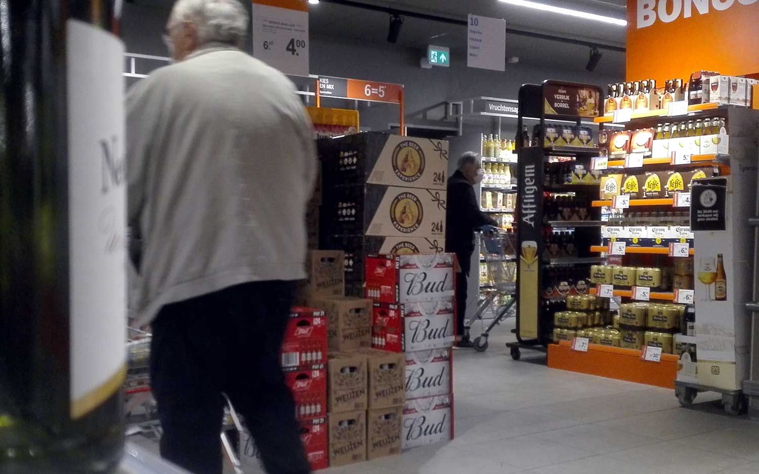 mondkapje-supermarkt-ouderen