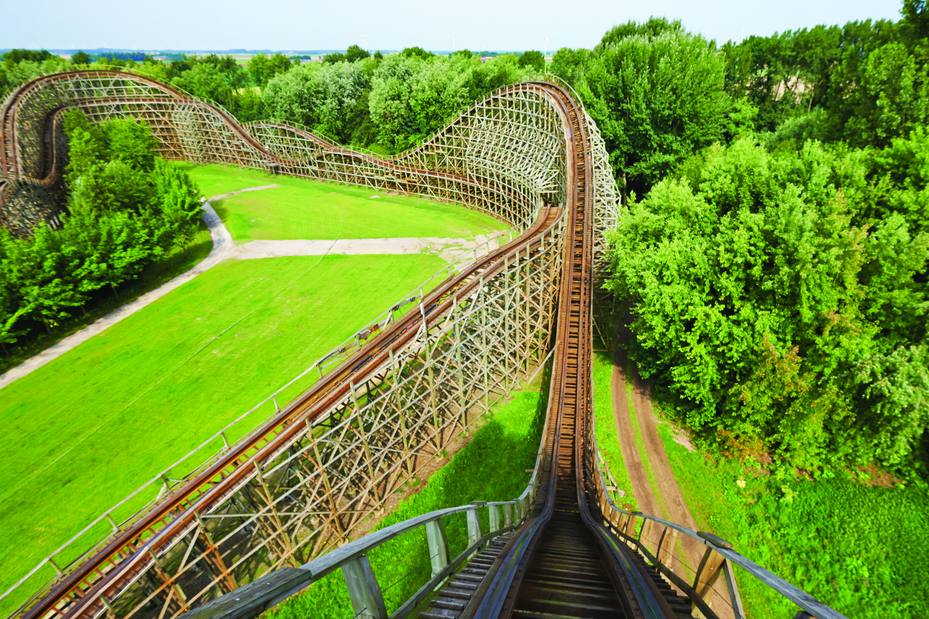 Walibi Holland opent nieuwe achtbaan in 2019