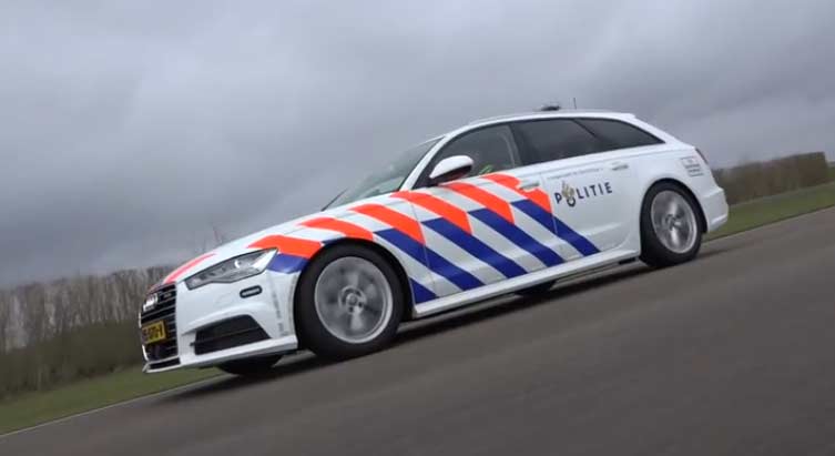 Binnenkort op de weg het nieuwe snelle interventievoertuig Politie