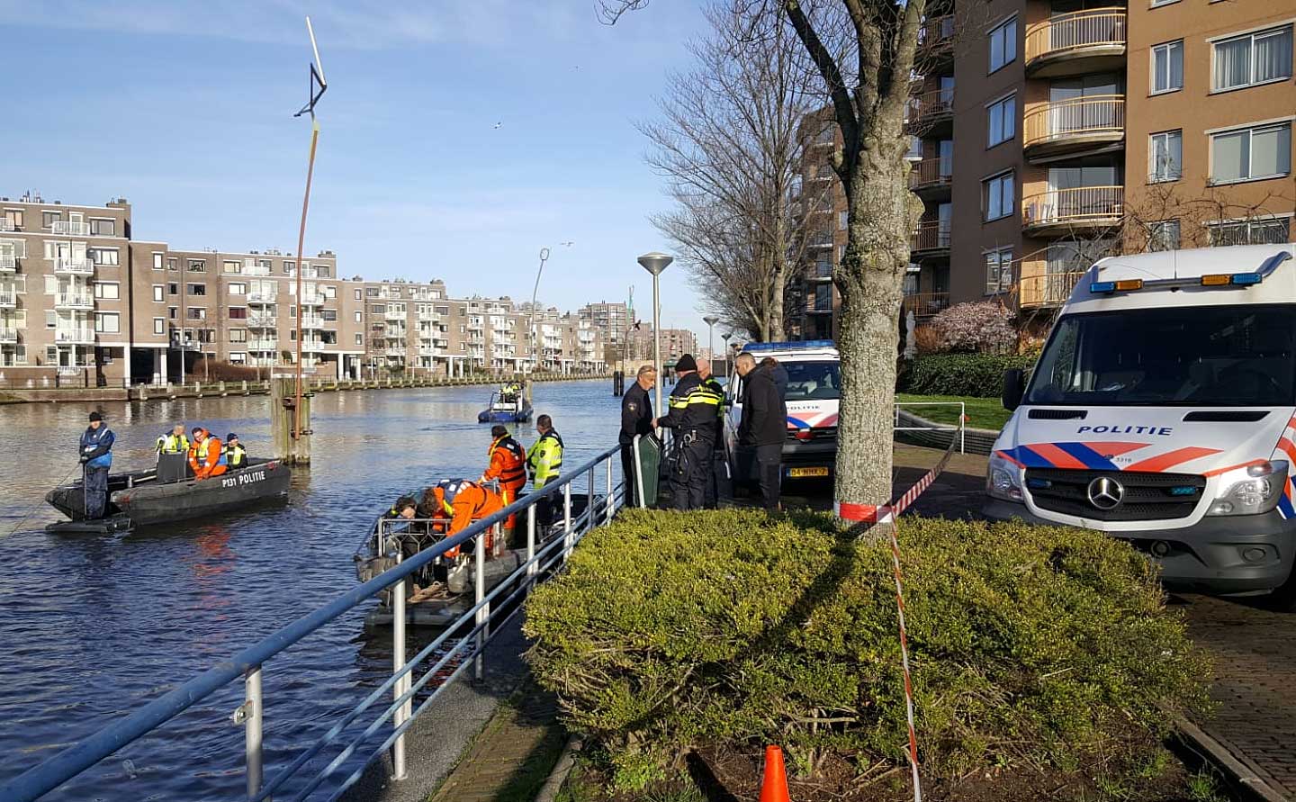 politieboot-zoekactie