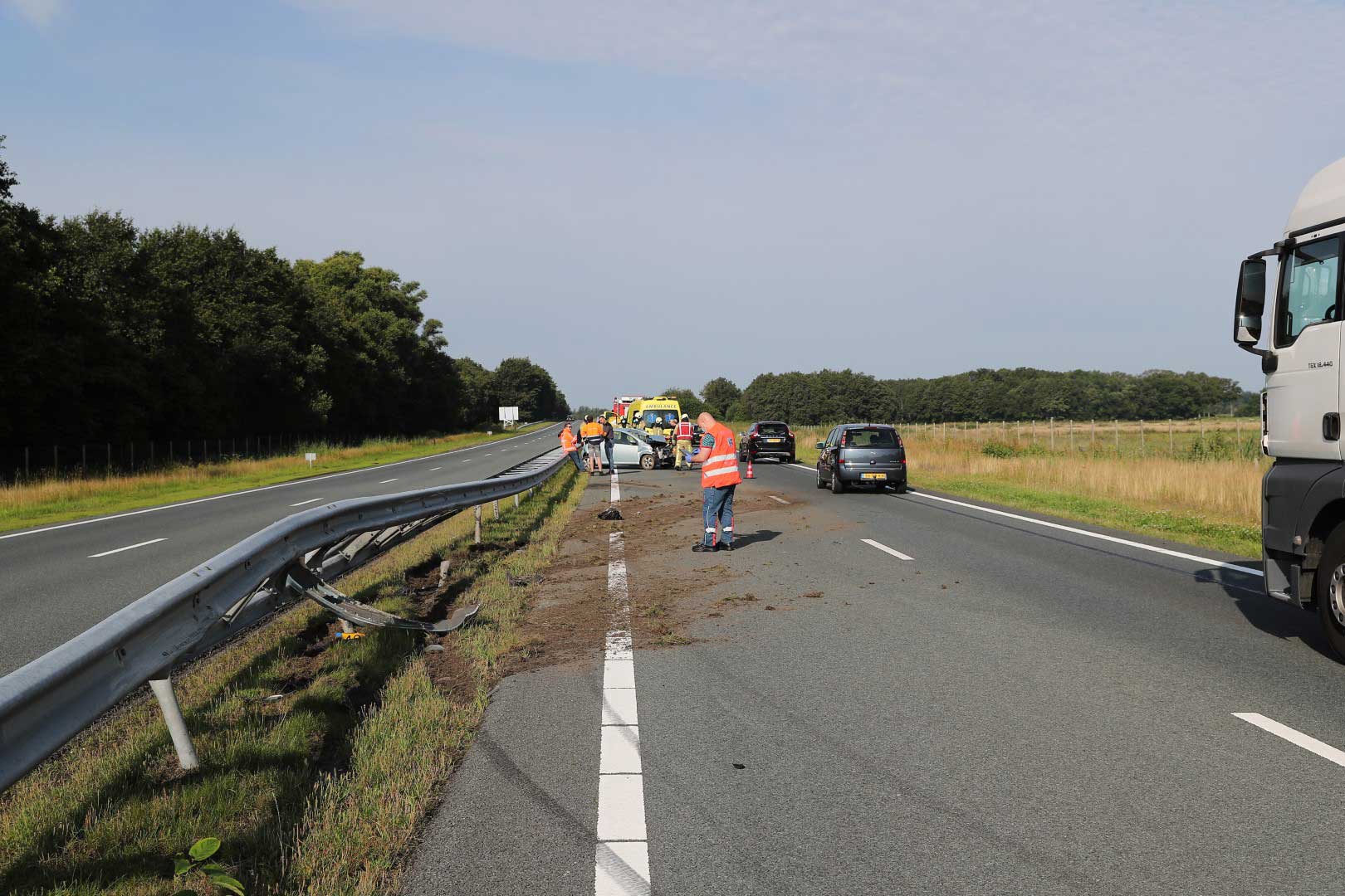 snelweg-vangrail-botsing