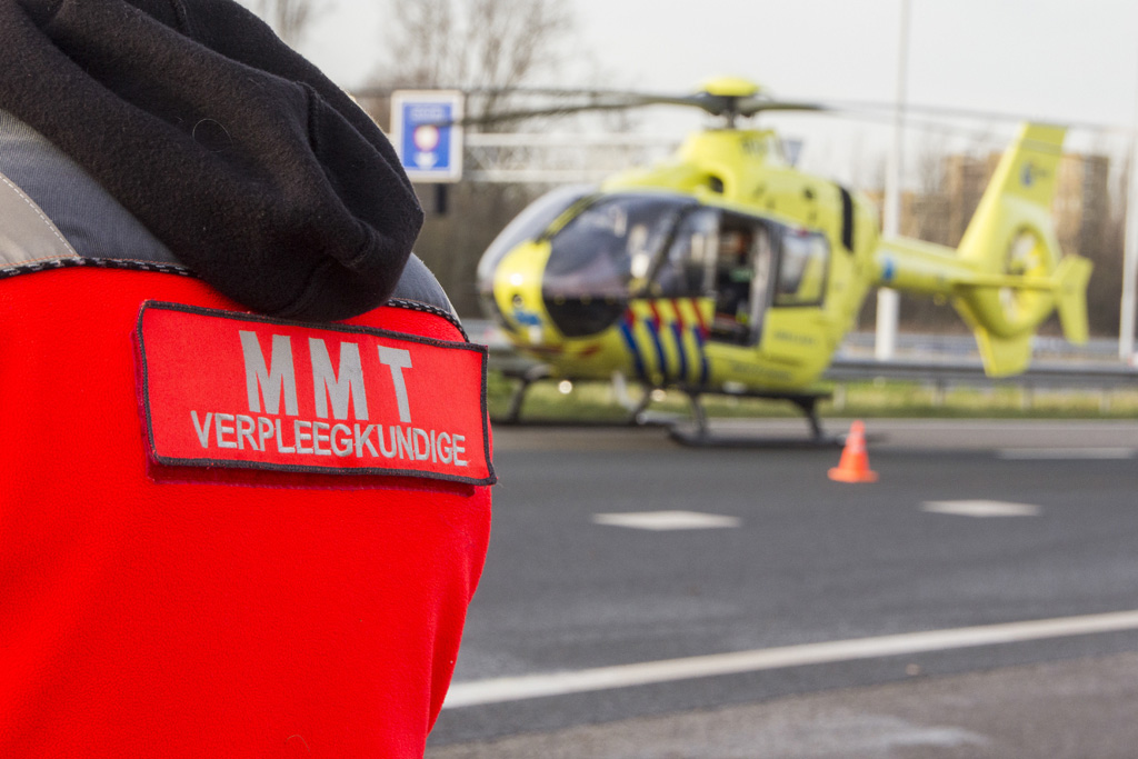 Vrouw zwaargewond bij aanrijding A4 Schiedam