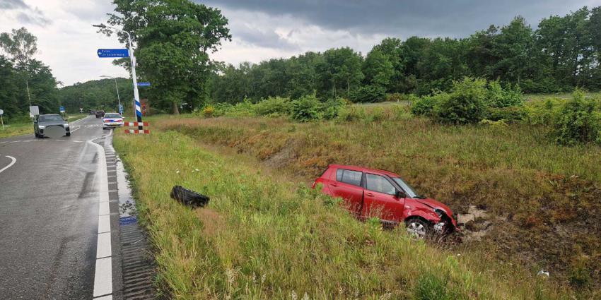 auto-aanrijding-greppel
