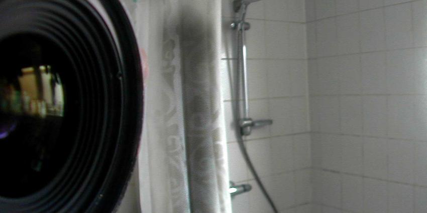 camera-badkamer-douche