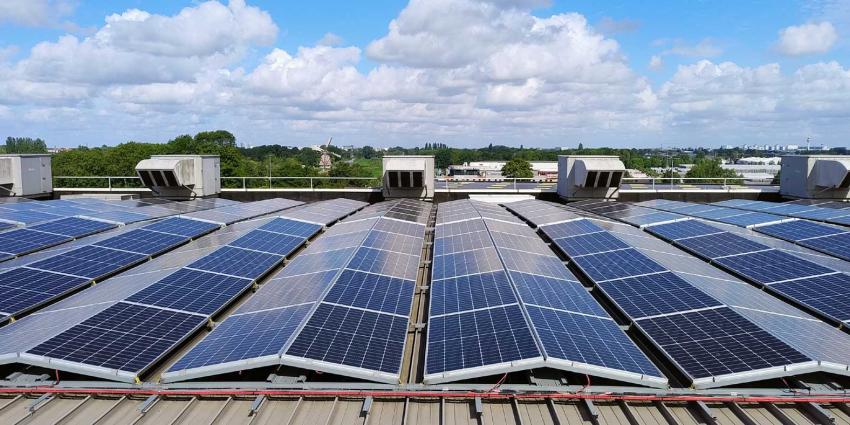 zonnepanelen-RFH-bloemenveiling-dak