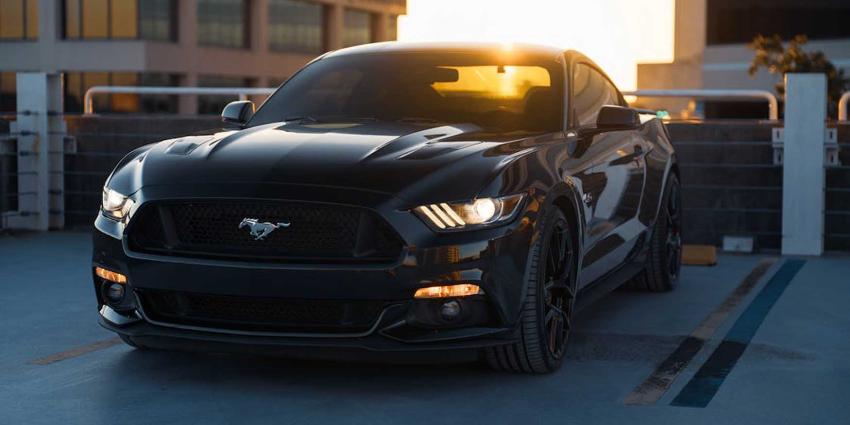 ford-mustang-parkeerdak-zon
