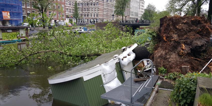 Foto van stormschade