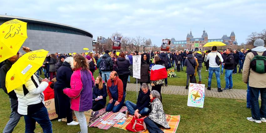 Koffiedrinken op het Museumplein