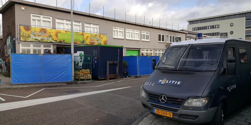 Politie doet invallen in Amsterdamse growshops