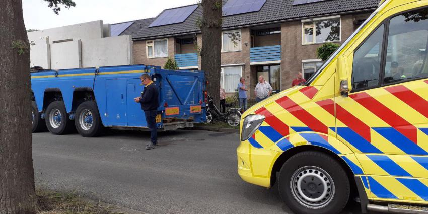 Aanrijding tussen scooter en vrachtwagen