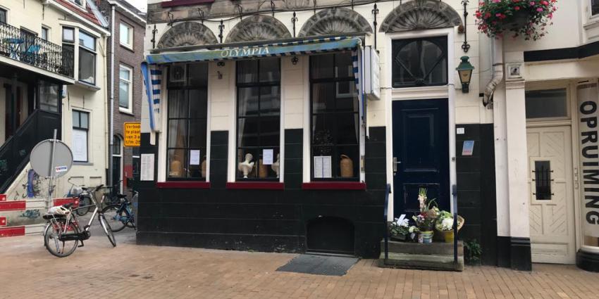 Bloemen voor restaurant Zwanenstraat
