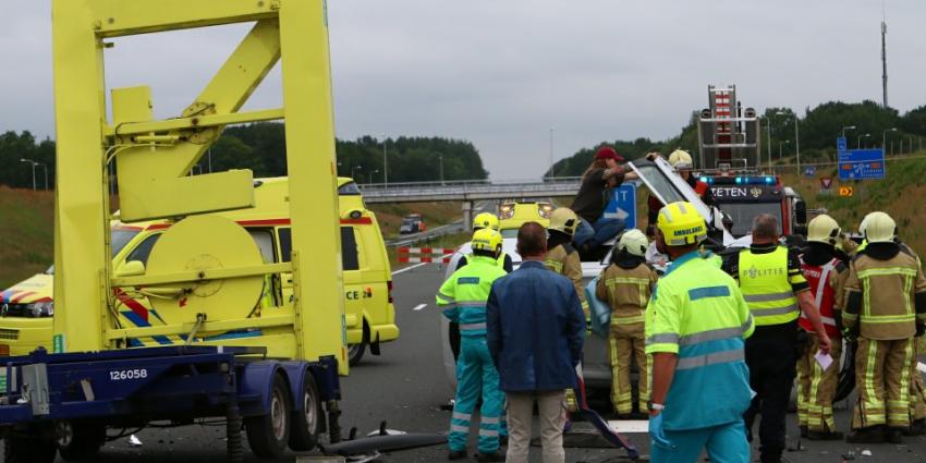 Twee gewonden bij ongeval N33 bij Gieten