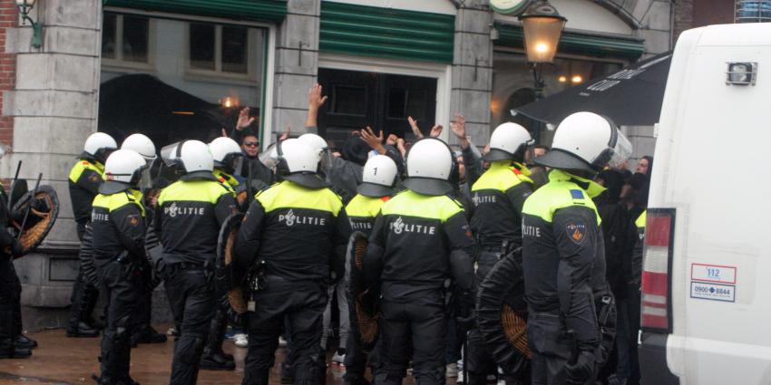 ME slaags met supporters Olympique Marseille in Groningen