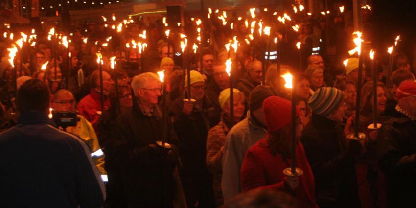 Fakkeltocht in Groningen tegen gasbesluit
