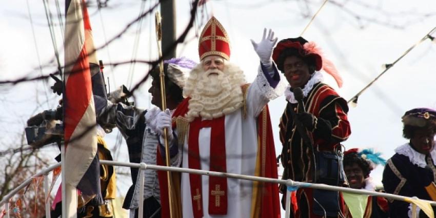 schild reputatie Spanning Intocht Sinterklaas Maassluis; feestelijk en zonder enige wanklank | Blik  op nieuws