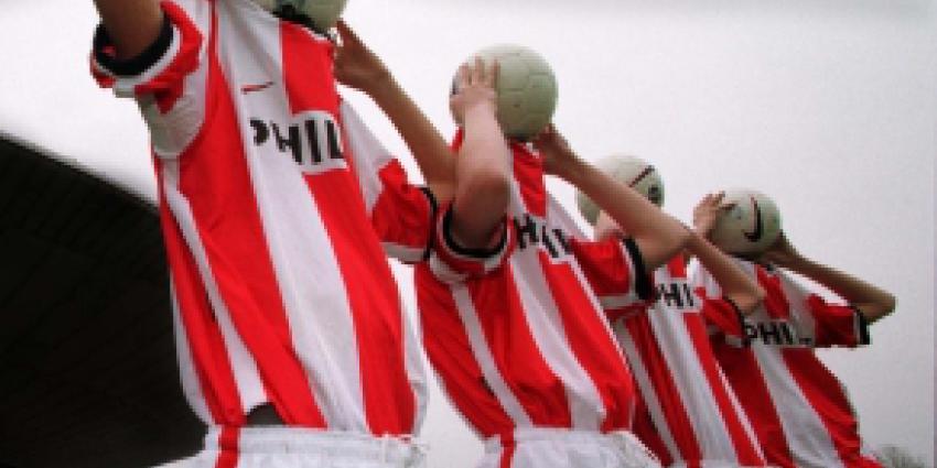 Strootman gewoon met PSV mee op trainingskamp