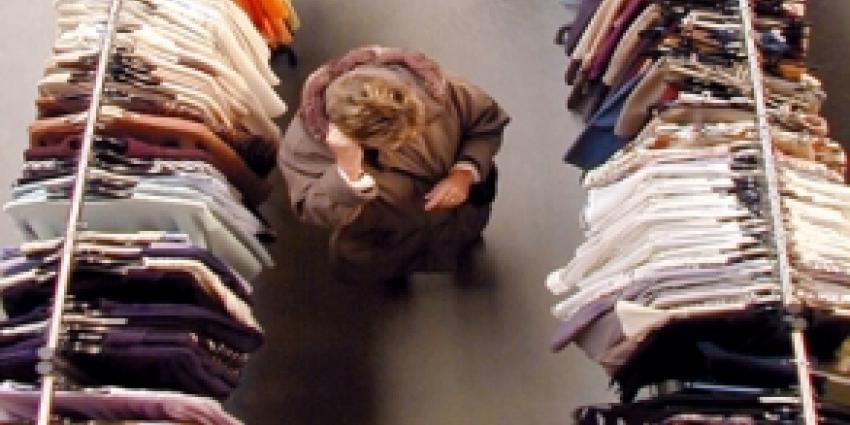 stam Het kantoor capaciteit Winkelketen H&M stopt met produceren kleding met angorawol | Blik op nieuws