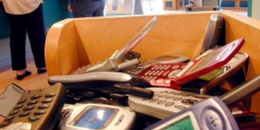 Witwassen met prepaid kaarten onderzocht