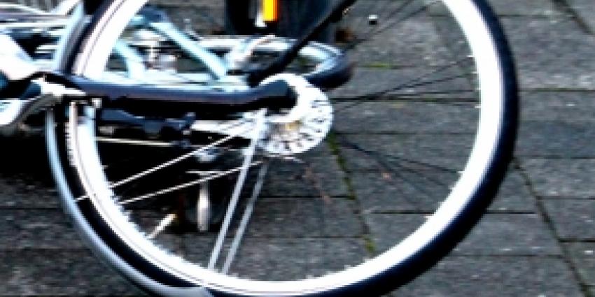 Fietsendief achterna gezeten door tien vrouwen