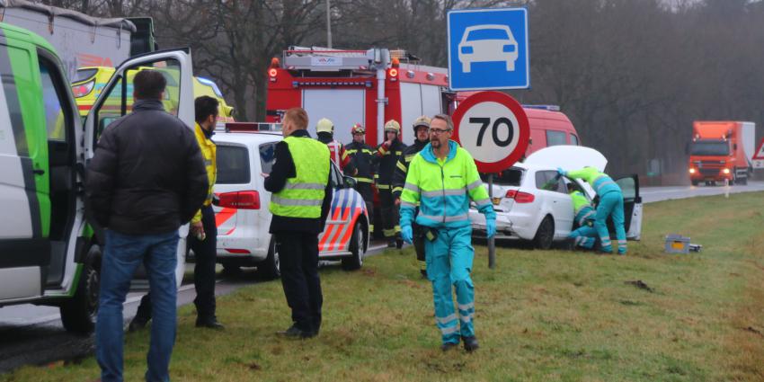 Gewonde bij aanrijding op N34