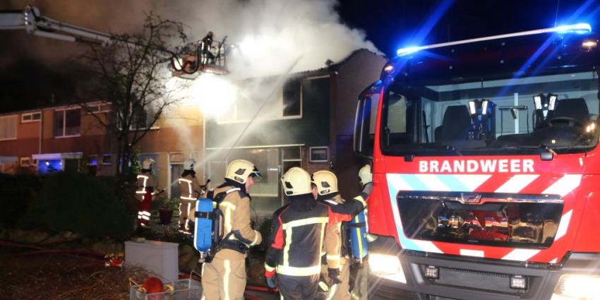 Uitslaande woningbrand Zuidlaren