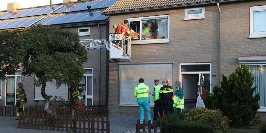 hulpdiensten helpen slachtoffer