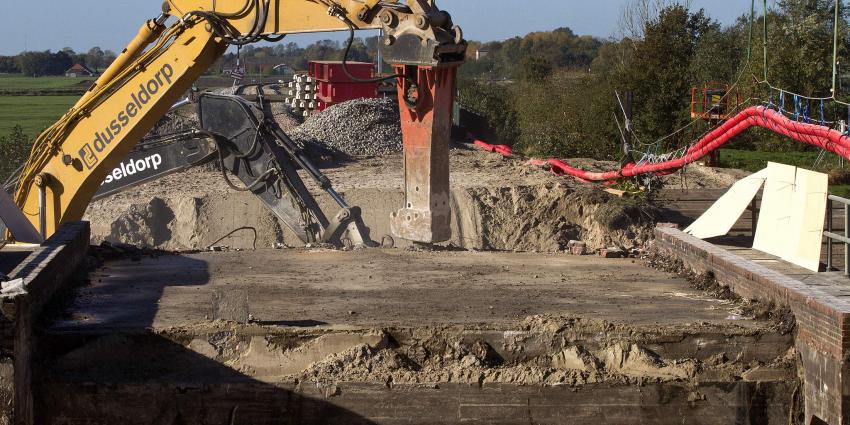 Werkzaamheden spoorwegviaduct over N33 | Stichting VIP | www.parkstadveendam.nl