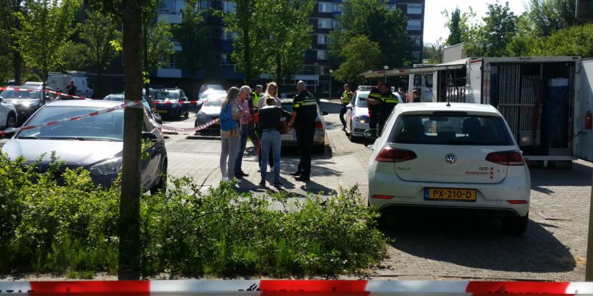 Dode in auto gevonden Uithoorn