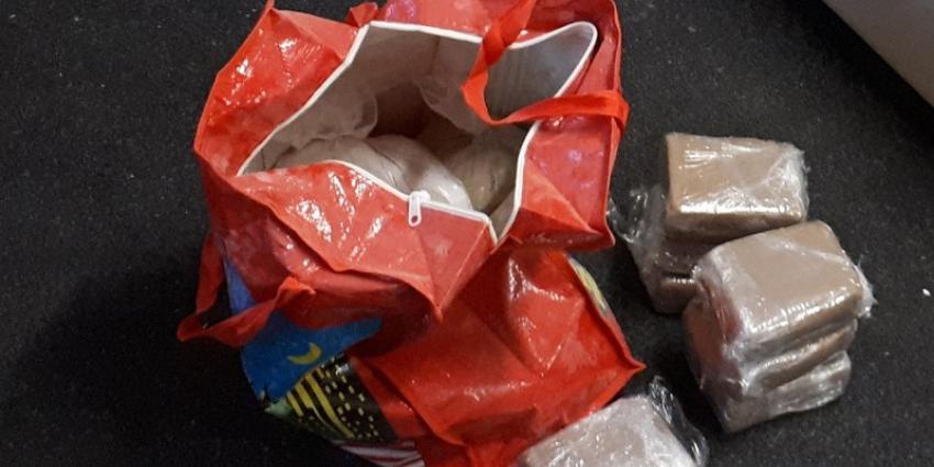 13,5 Kilo heroïne uit het raam bij bedrijf Spaanse Polder