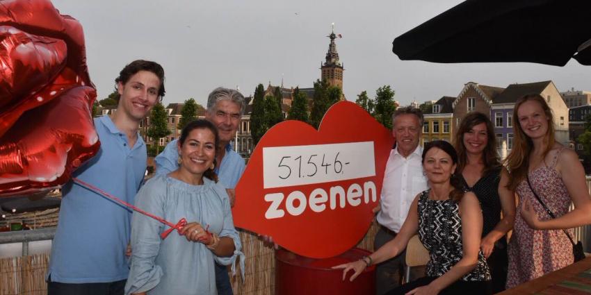 Bezoekers Vierdaagse doneren 51.546 zoenen aan ziek kind