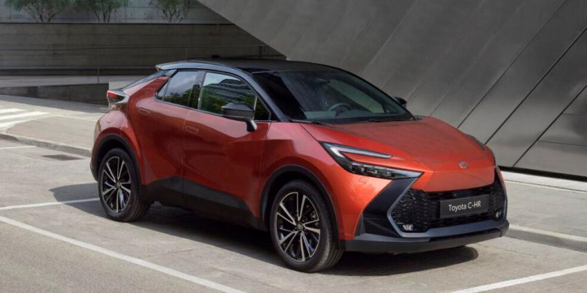 Nieuwe Premium-uitvoering geeft Toyota C-HR een nog gedurfdere stijl