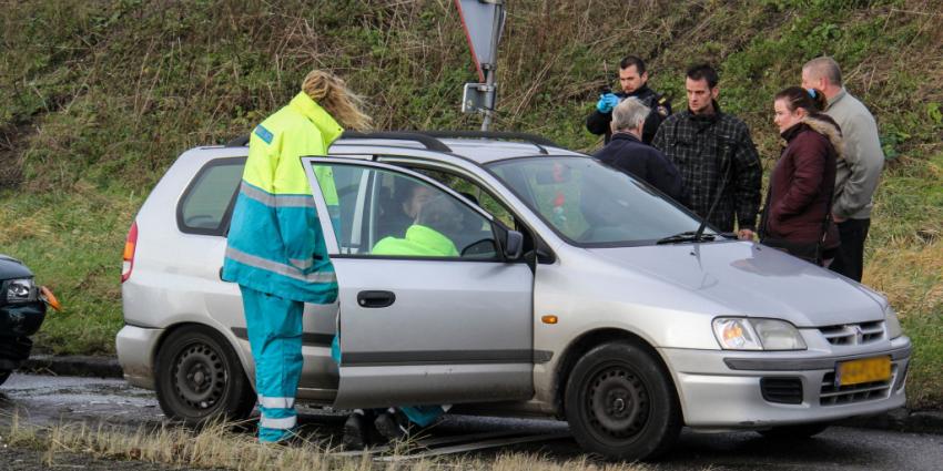 Foto van aanrijding ambu | Flashphoto | www.flashphoto.nl