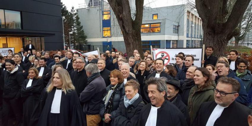 Landelijke staking advocaten. Betaalbare rechtshulp onder druk.