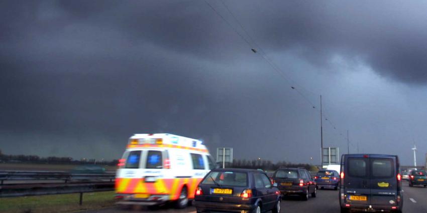 ambu-snelweg-vluchtstrook