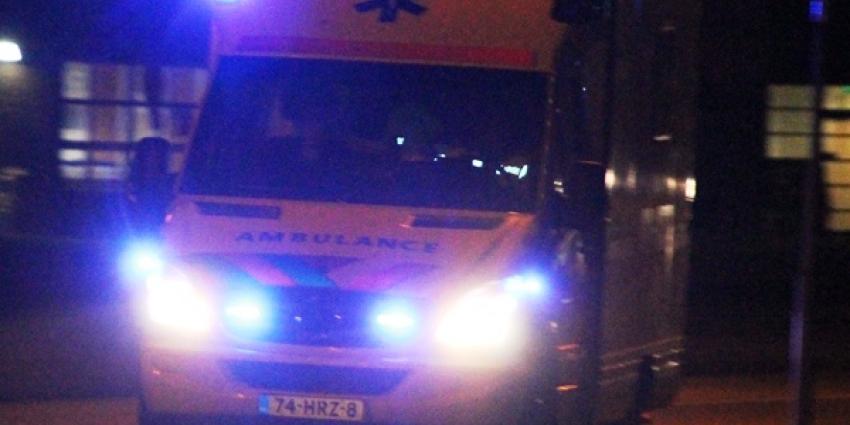 Man gewond aangetroffen in Tweede van der Helststraat