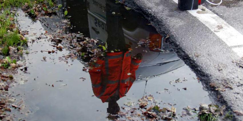 Wegen afgesloten door asbest na grote brand Nieuwegein