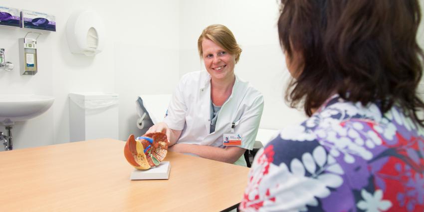 Patiënten met een chronische darmziekte krijgen digitale ondersteuning van ASz