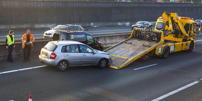 Foto van aanrijding op snelweg | Sander van Gils | www.persburosandervangils.nl